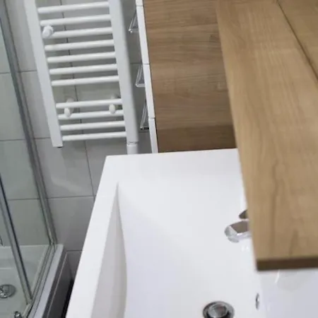Blue 4* Apt Close To Center & Free Street Parking Appartement